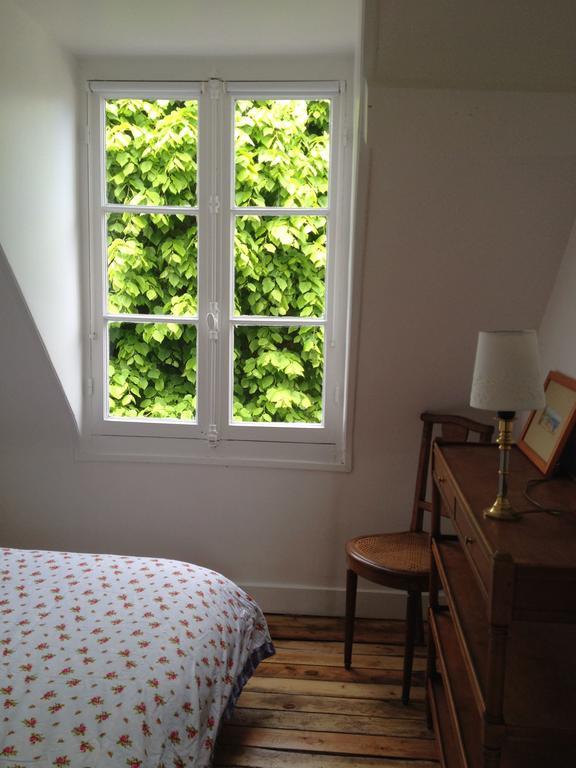 Les Graves Villa Villerville Oda fotoğraf